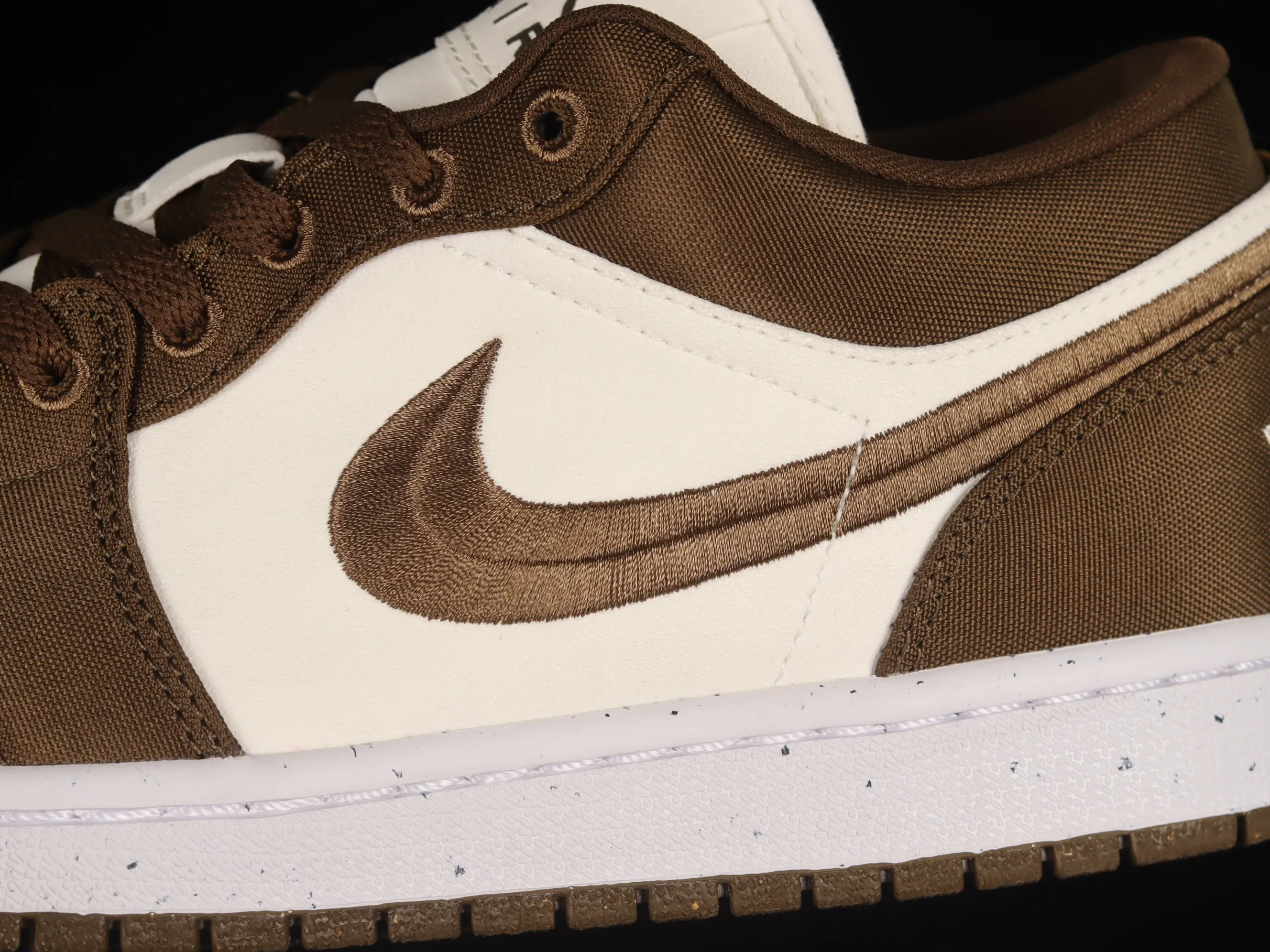 All categories Air Jordan Jordan series basketball shoes Air Jordan 1 Low G version pure original Air Jordan 1 Low "Light Olive" AJ1 Joe 1 olive green low-top cultural basketball shoes DV0426-301